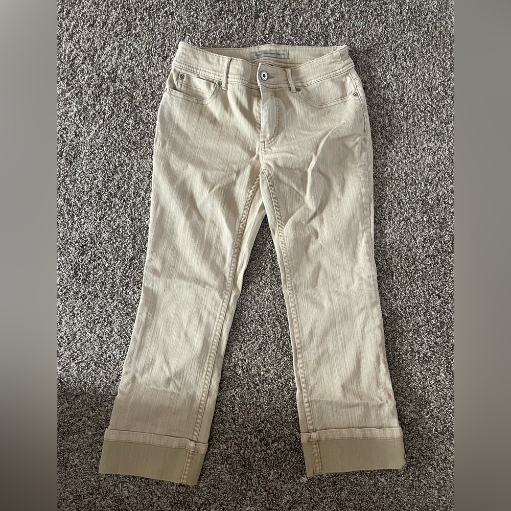 Khaki jeans